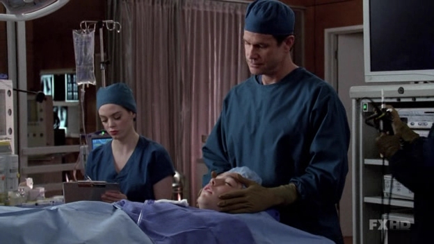 Charmed-Online-dot-NL-NipTuck6x03-1557.jpg Charmed-Online-dot-NL-NipTuck6x03-1557.jpg