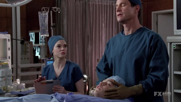 Charmed-Online-dot-NL-NipTuck6x03-1563.jpg