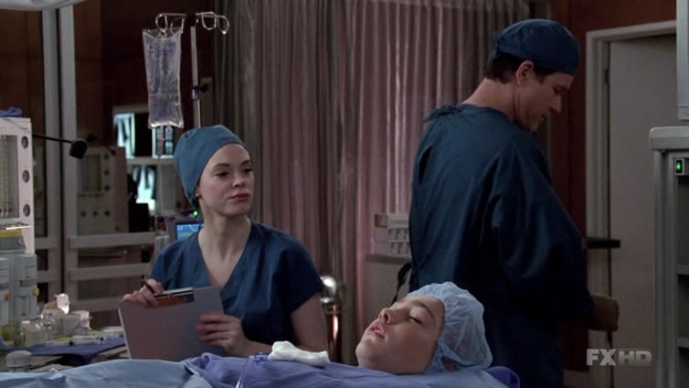 Charmed-Online-dot-NL-NipTuck6x03-1589.jpg