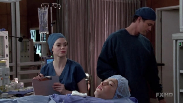 Charmed-Online-dot-NL-NipTuck6x03-1591.jpg