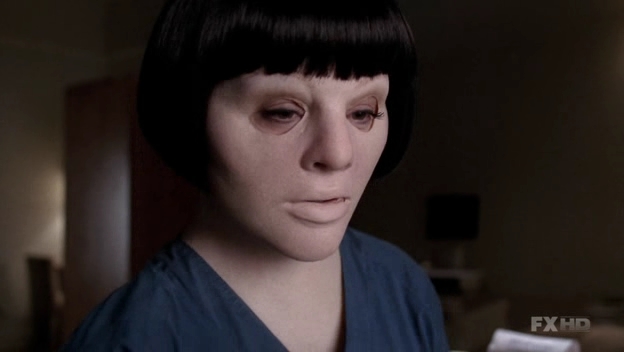 Charmed-Online-dot-NL-NipTuck6x03-1937.jpg