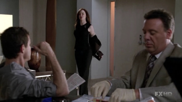 Charmed-Online-dot-NL-NipTuck6x03-2204.jpg