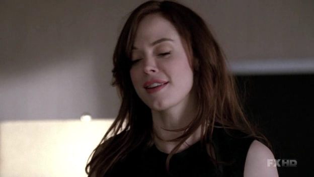 Charmed-Online-dot-NL-NipTuck6x03-2216.jpg