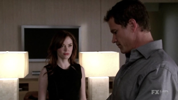 Charmed-Online-dot-NL-NipTuck6x03-2260.jpg