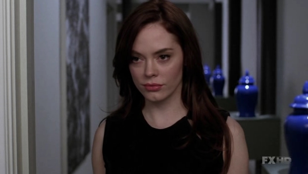Charmed-Online-dot-NL-NipTuck6x03-2425.jpg