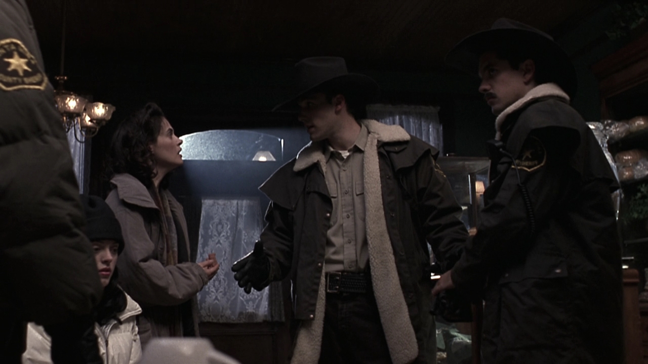 Charmed-Online-dot-NL-Phantoms0819.jpg