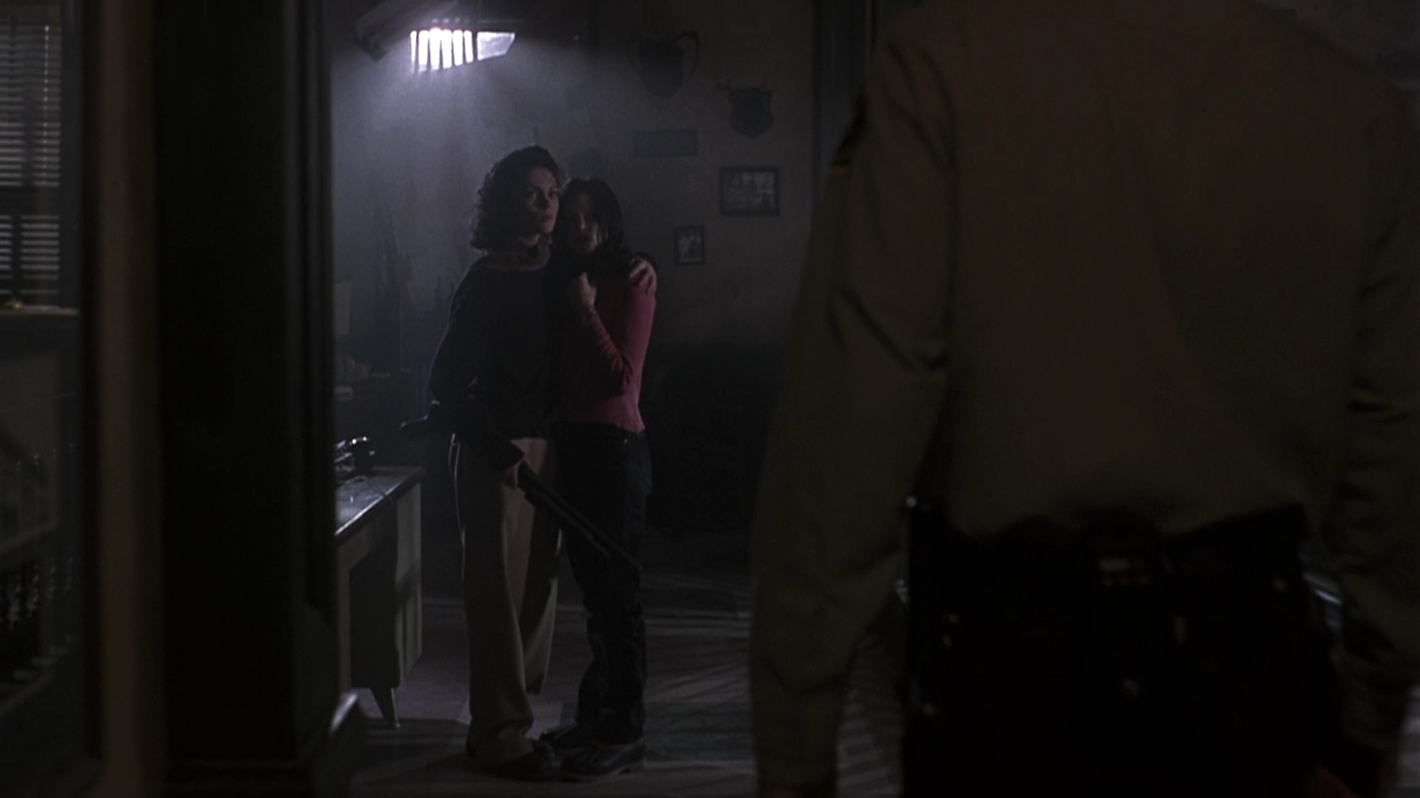 Charmed-Online-dot-NL-Phantoms2408.jpg