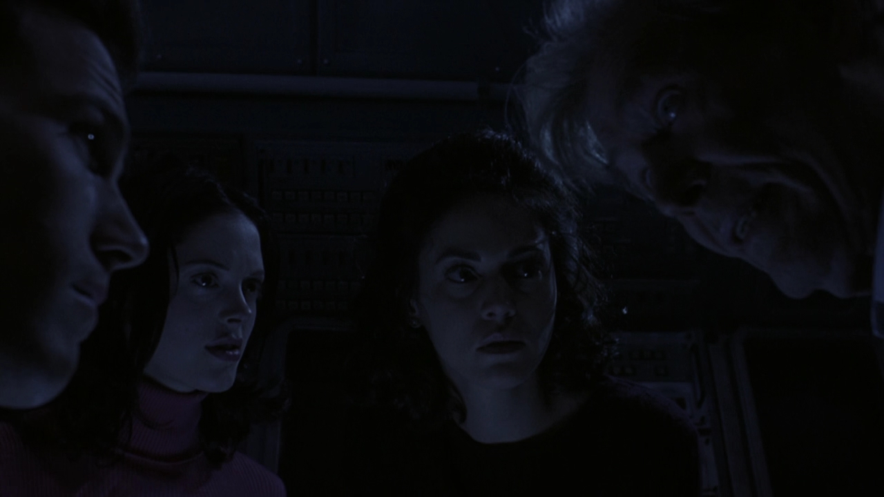 Charmed-Online-dot-NL-Phantoms4100.jpg