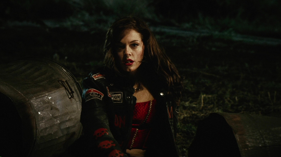 Charmed-Online-dot-net_PlanetTerror0501.jpg
