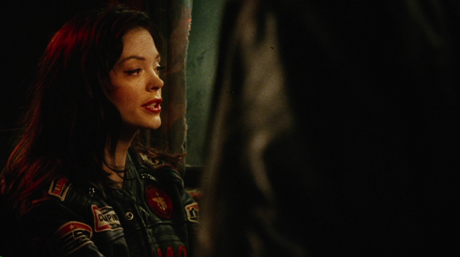 Charmed-Online-dot-net_PlanetTerror1151.jpg