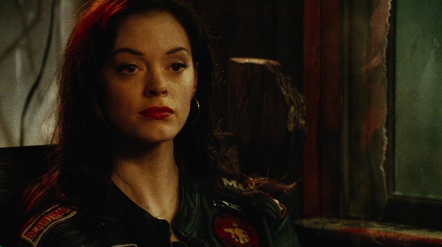 Charmed-Online-dot-net_PlanetTerror1182.jpg