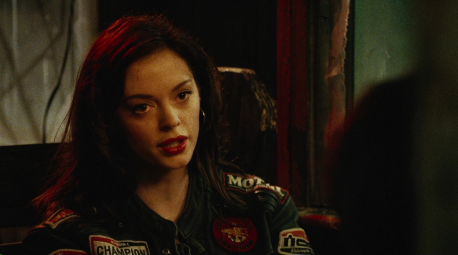 Charmed-Online-dot-net_PlanetTerror1192.jpg