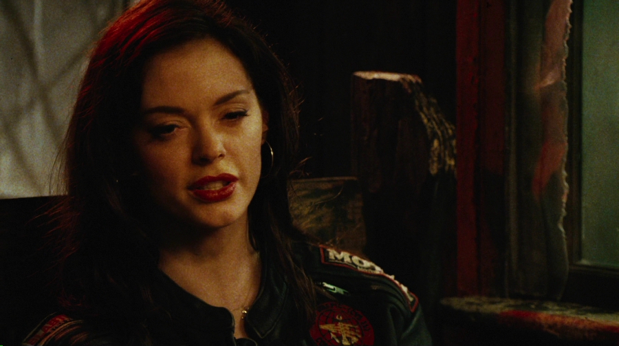Charmed-Online-dot-net_PlanetTerror1208.jpg