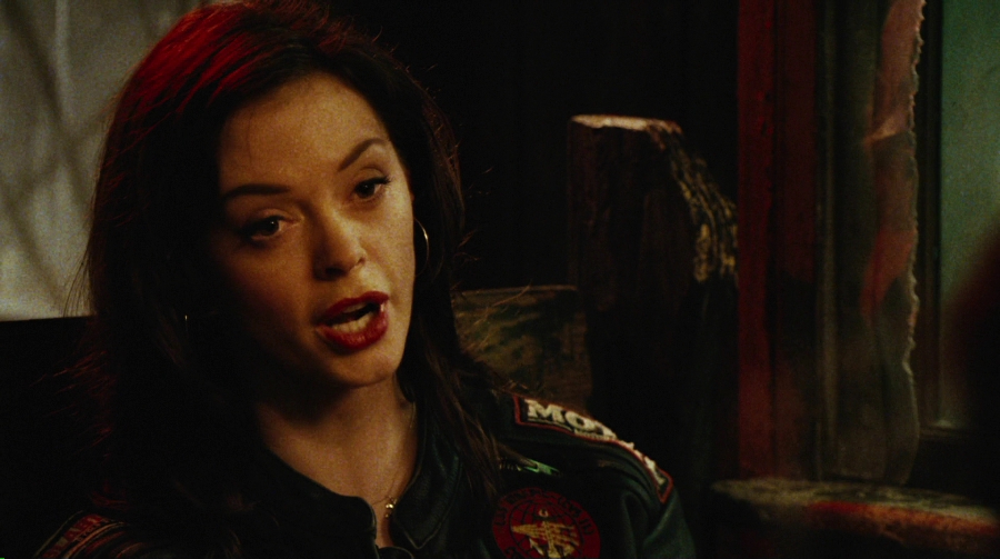 Charmed-Online-dot-net_PlanetTerror1210.jpg