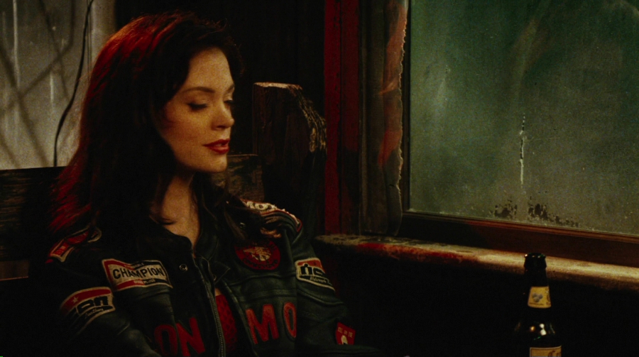 Charmed-Online-dot-net_PlanetTerror1226.jpg