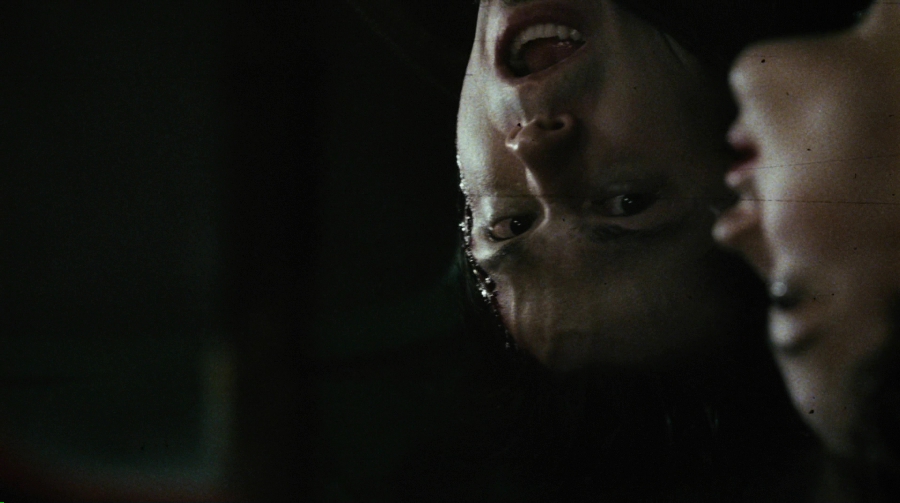 Charmed-Online-dot-net_PlanetTerror1751.jpg