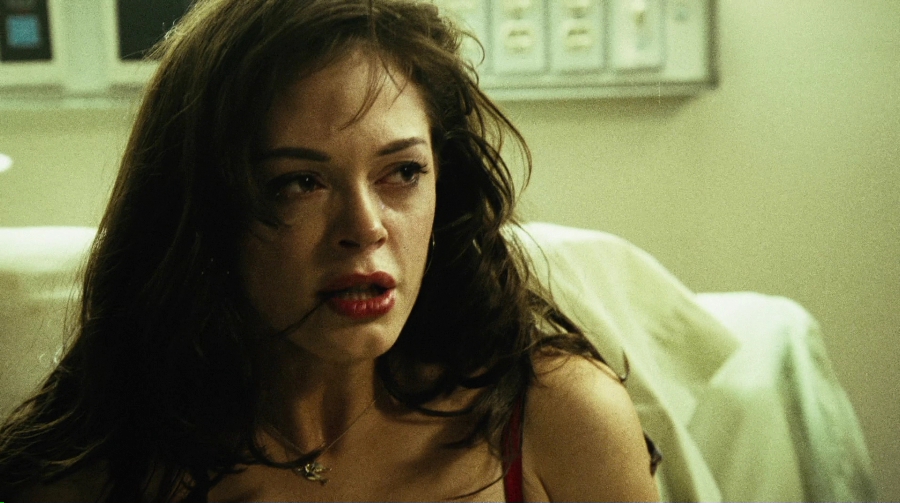 Charmed-Online-dot-net_PlanetTerror3112.jpg