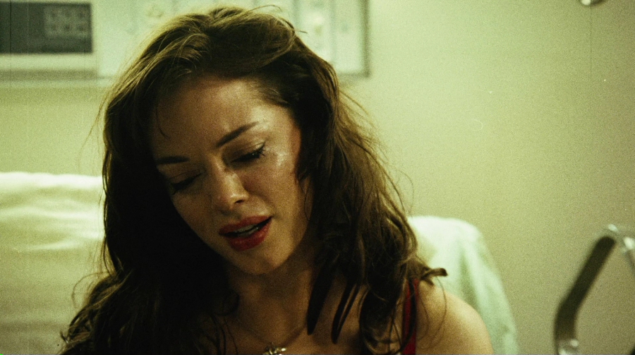 Charmed-Online-dot-net_PlanetTerror3118.jpg