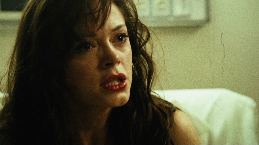 Charmed-Online-dot-net_PlanetTerror3131.jpg