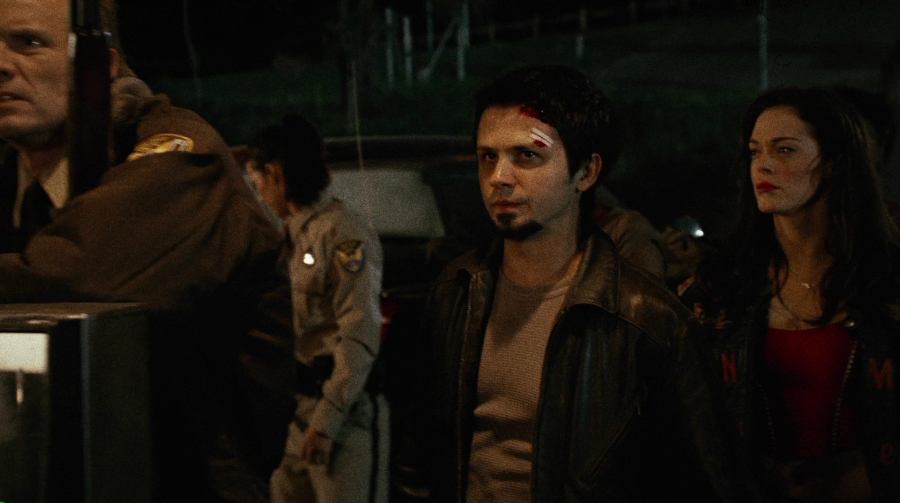 Charmed-Online-dot-net_PlanetTerror3345.jpg