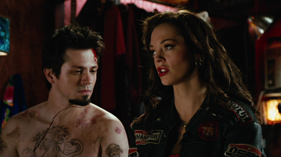 Charmed-Online-dot-net_PlanetTerror3745.jpg
