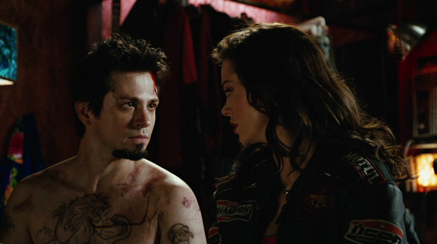 Charmed-Online-dot-net_PlanetTerror3749.jpg