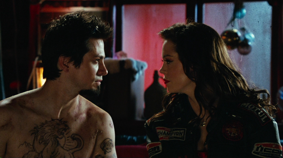 Charmed-Online-dot-net_PlanetTerror3766.jpg