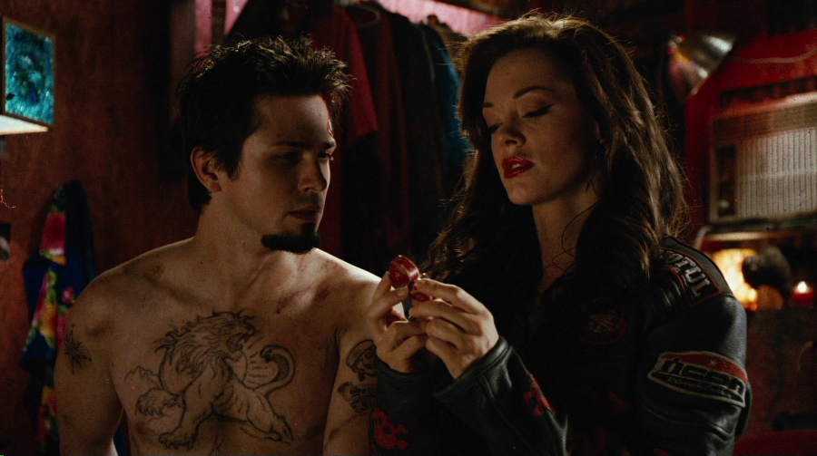 Charmed-Online-dot-net_PlanetTerror3799.jpg