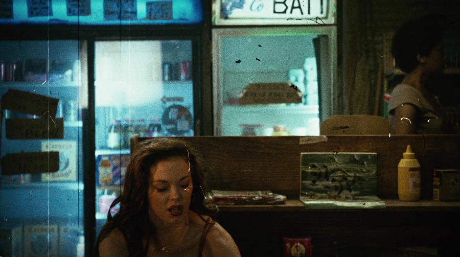 Charmed-Online-dot-net_PlanetTerror3917.jpg Charmed-Online-dot-net_PlanetTerror3917.jpg