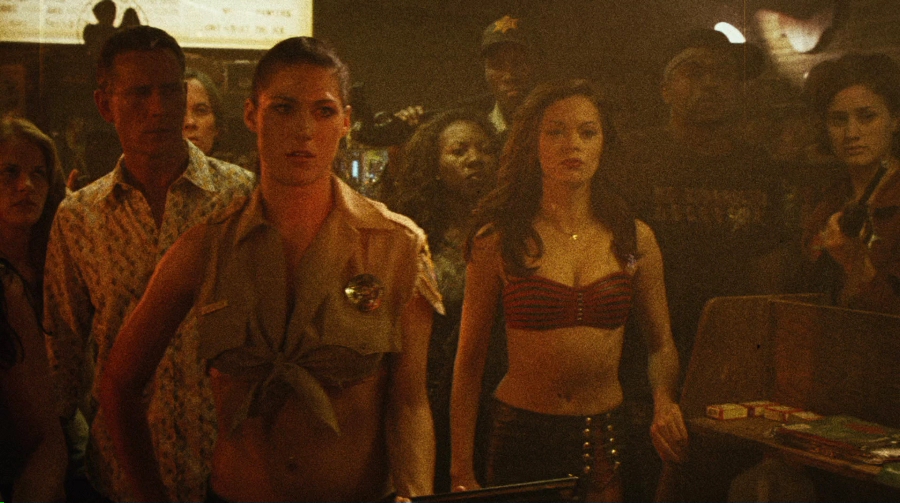 Charmed-Online-dot-net_PlanetTerror4066.jpg