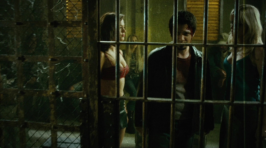 Charmed-Online-dot-net_PlanetTerror4374.jpg