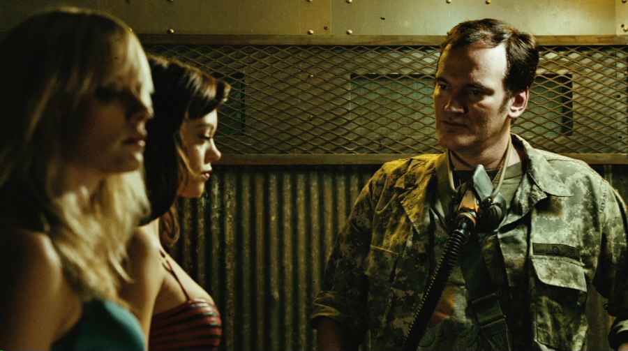 Charmed-Online-dot-net_PlanetTerror4506.jpg