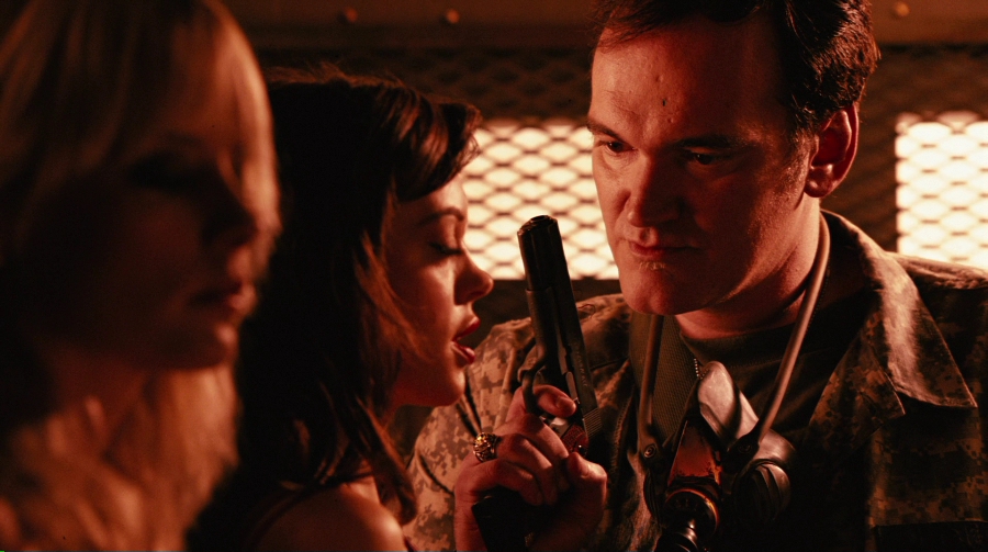 Charmed-Online-dot-net_PlanetTerror4541.jpg