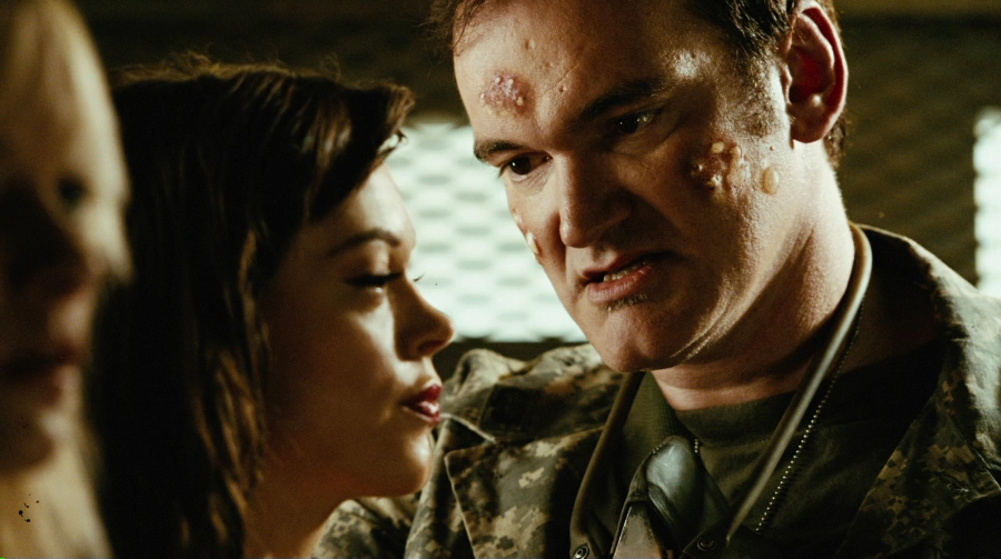 Charmed-Online-dot-net_PlanetTerror4573.jpg