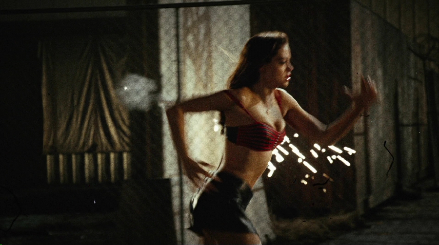 Charmed-Online-dot-net_PlanetTerror5439.jpg
