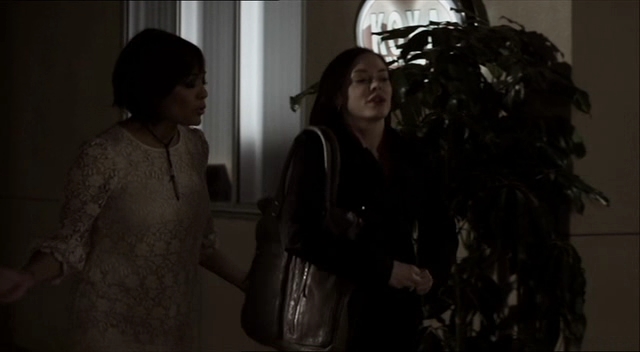 Charmed-Online-dot-net_RosewoodLane0335.jpg