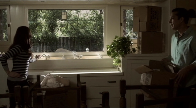 Charmed-Online-dot-net_RosewoodLane0628.jpg