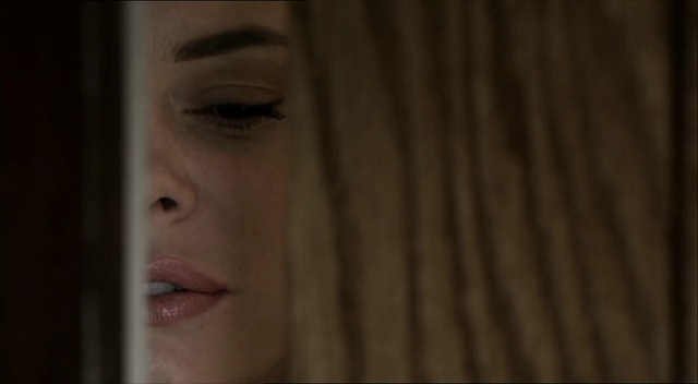 Charmed-Online-dot-net_RosewoodLane0801.jpg