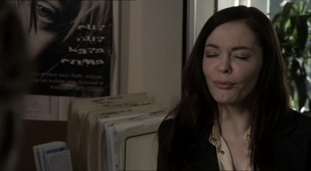 Charmed-Online-dot-net_RosewoodLane0852.jpg