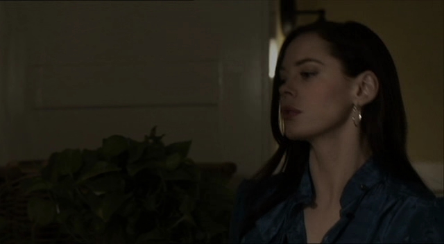 Charmed-Online-dot-net_RosewoodLane1032.jpg