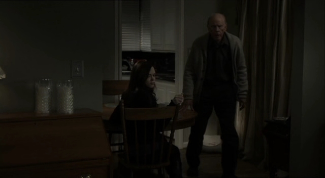 Charmed-Online-dot-net_RosewoodLane1812.jpg