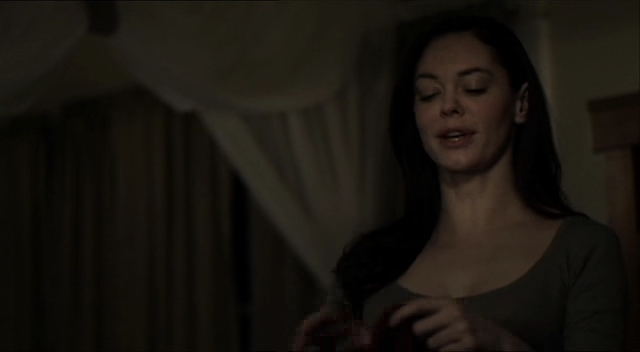 Charmed-Online-dot-net_RosewoodLane2399.jpg