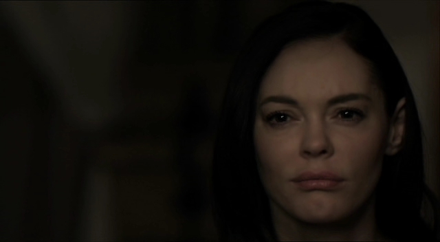 Charmed-Online-dot-net_RosewoodLane2486.jpg