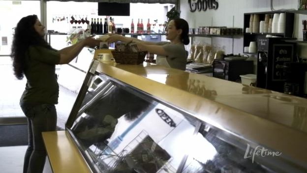 Charmed-Online-dot-net_ThePastorsWife0572.jpg Charmed-Online-dot-net_ThePastorsWife0572.jpg