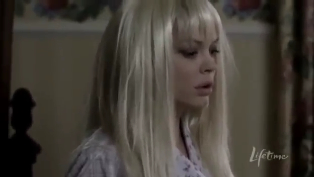 Charmed-Online-dot-net_ThePastorsWife4605.jpg