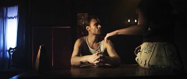 Charmed-Online-dot_nl-TheTellTaleHeart0994.jpg Charmed-Online-dot_nl-TheTellTaleHeart0994.jpg