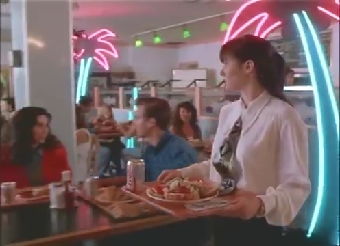 Charmed-Online-dot-nl_AlmostDead0486.jpg Charmed-Online-dot-nl_AlmostDead0486.jpg