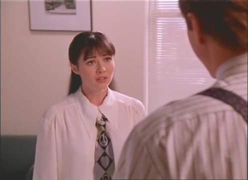 Charmed-Online-dot-nl_AlmostDead0702.jpg Charmed-Online-dot-nl_AlmostDead0702.jpg