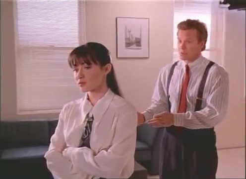 Charmed-Online-dot-nl_AlmostDead0833.jpg Charmed-Online-dot-nl_AlmostDead0833.jpg