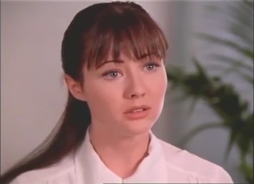 Charmed-Online-dot-nl_AlmostDead0842.jpg Charmed-Online-dot-nl_AlmostDead0842.jpg